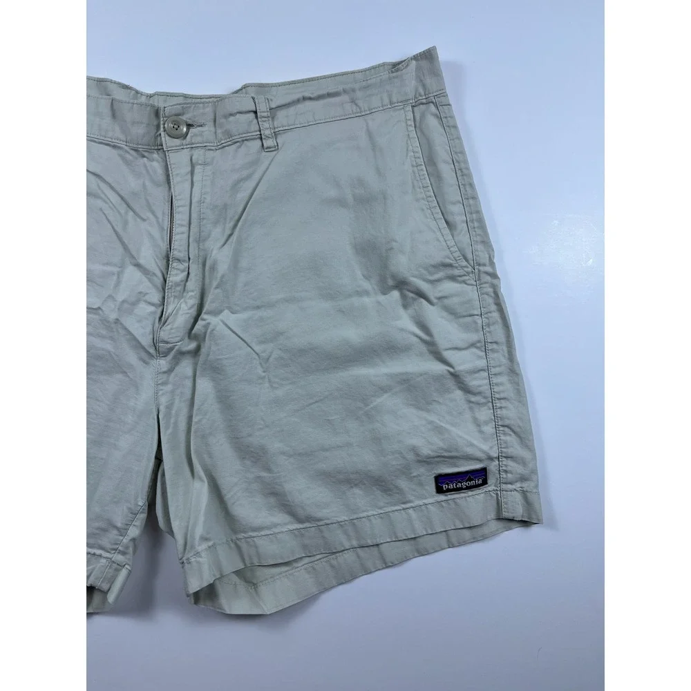 Patagonia Mens Organic Cotton Canvas Shorts Khaki Beige Size 40 Hiking Outdoor